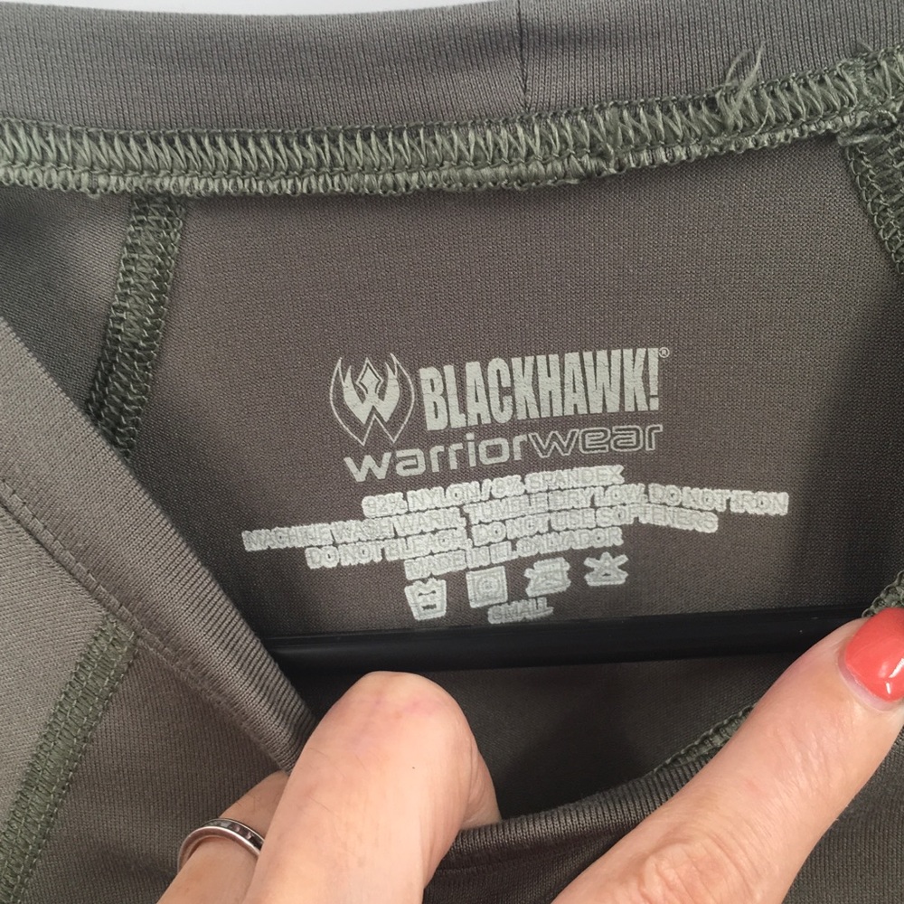 Blackhawk Warrior Base Fitted Layer Athletic Top M - Picture 2 of 4
